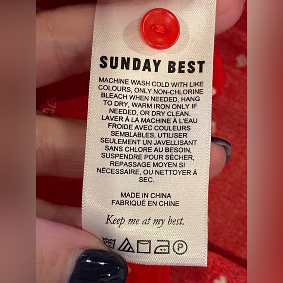 Aritzia Sunday Best Taryn Red with Pink/White Hearts Print Blouse EUC - Picture 9 of 13